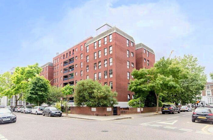 2 Bedroom Flat To Rent In Edith Terrace, Chelsea, London, SW10