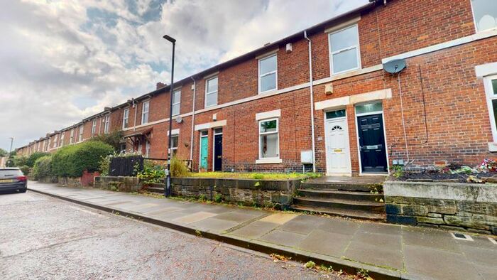 2 Bedroom Flat To Rent In South View West, Heaton, Newcastle Upon Tyne, NE6