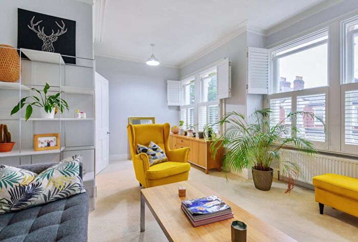 3 Bedroom Maisonette To Rent In Trentham Street, London, SW18