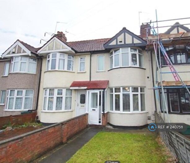 2 Bedroom Terraced House To Rent In Blackfen Road, Sidcup, DA15