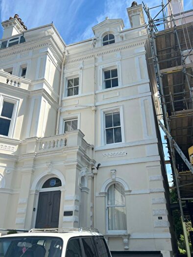 2 Bedroom Flat To Rent In Augusta Gardens, Folkestone, CT20