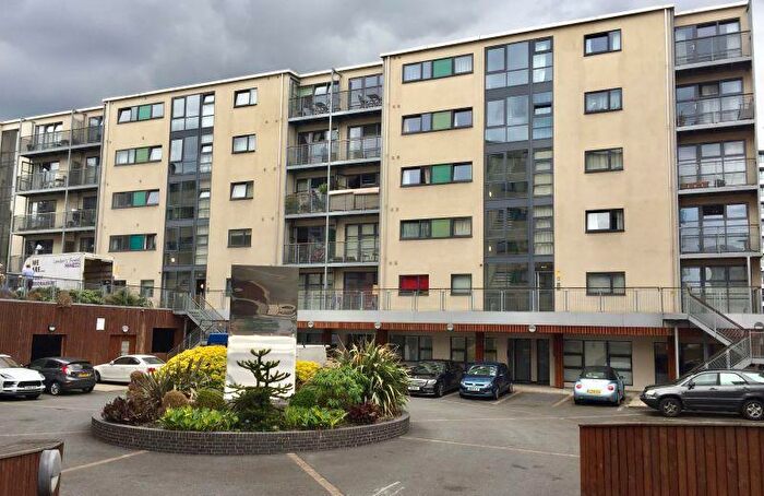 2 Bedroom Flat To Rent In Carmine Wharf, Copenhagen Place, Limehouse, Westferry Circus, London, E14