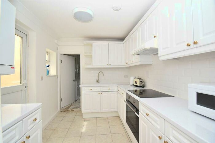 4 Bedroom House To Rent In Herbert Road, Bowes Park, London, N11