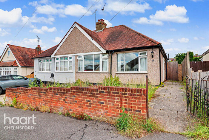 2 Bedroom Semi-Detached Bungalow For Sale In Stewart Road, Chelmsford, CM2