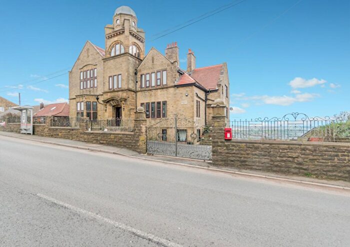 7 Bedroom Detached House For Sale In Brighouse & Denholme Road, Queensbury, Bradford, BD13