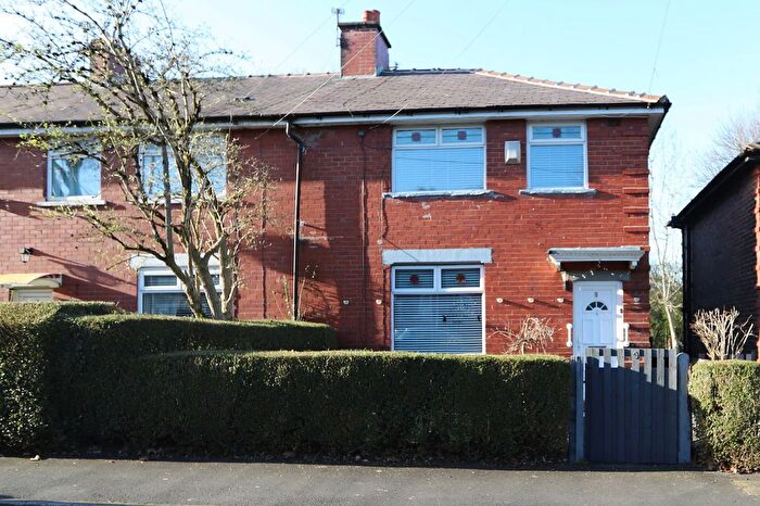 3 Bedroom End Terrace House For Sale In Victoria Avenue, Whitefield, M45