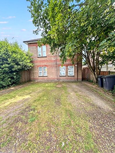 2 Bedroom Flat For Sale In Southcote Road, Bournemouth, BH1