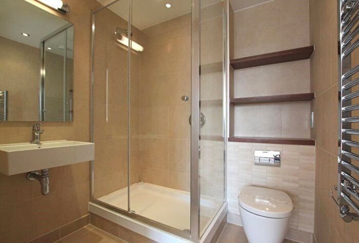 2 Bedroom Apartment To Rent In Warton Road, London, E15