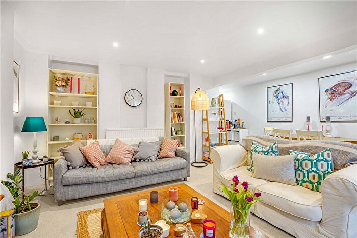 2 Bedroom Garage / Parking To Rent In Basement Flat, Wimbledon Park Road, London, SW18