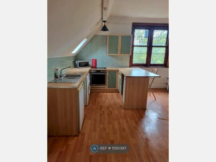 1 Bedroom Flat To Rent In Mansfield Road, Nottinghamshire, NG5