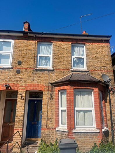 1 Bedroom Flat To Rent In Grosvenor Road, Hounslow, TW3