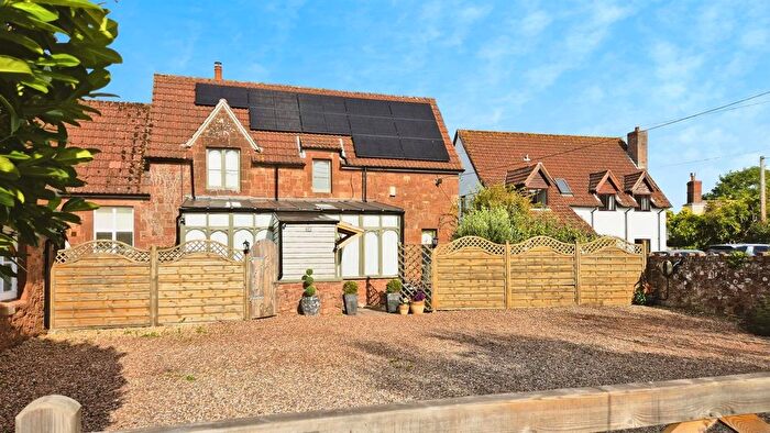 4 Bedroom Semi-detached House For Sale In Bridge Street, Williton, TA4