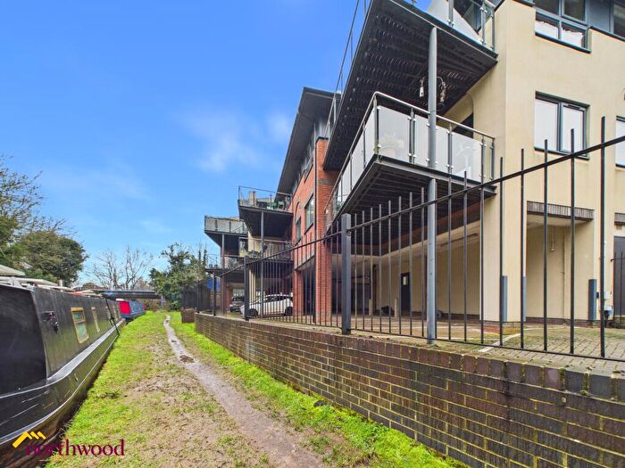 1 Bedroom Flat For Sale In Tramway Road, Banbury, OX16