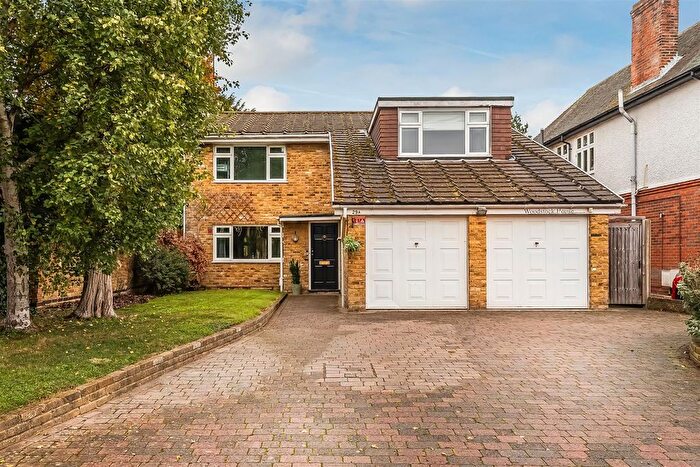 4 Bedroom Detached House For Sale In Agates Lane, Ashtead, KT21