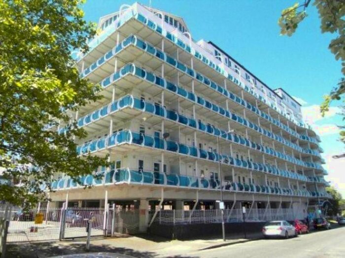 2 Bedroom Flat To Rent In Lyon Road, HA1