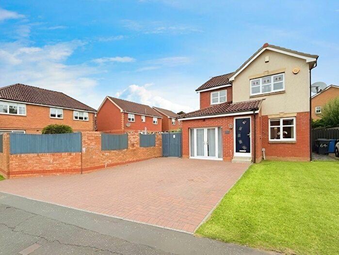 3 Bedroom Detached House For Sale In North Larches, Dunfermline, KY11