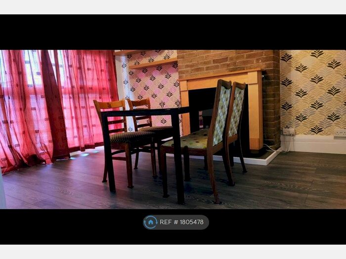 4 Bedroom Flat To Rent In Paragon Street, York, YO10