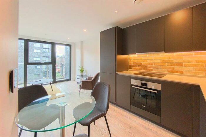 1 Bedroom Apartment To Rent In Goodwin Building, M3