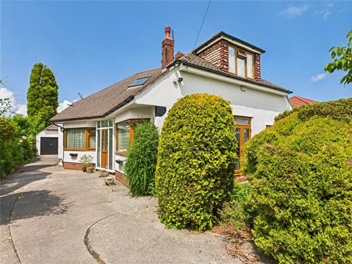 3 Bedroom Bungalow To Rent In Oaklands Drive, Almondsbury, Bristol, South Gloucestershire, BS32