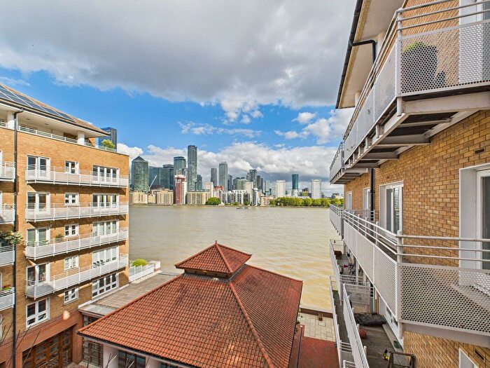 1 Bedroom Flat To Rent In New Caledonian Wharf, Odessa Street, SE16