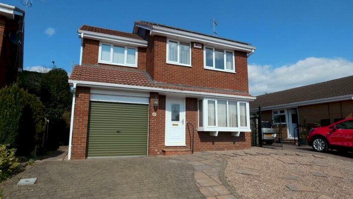 4 Bedroom Detached House To Rent In Broadlands Avenue, Sheffield, S20