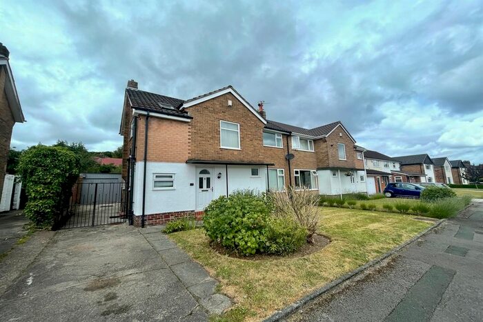 3 Bedroom Semi-Detached House To Rent In Highfield Avenue, Appleton, Warrington, WA4