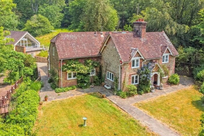 4 Bedroom Detached House To Rent In Dye House Road Thursley, GU8