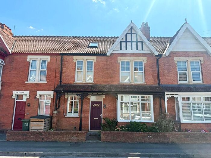 4 Bedroom Terraced House For Sale In Dunstan Road, Burnham-On-Sea, TA8