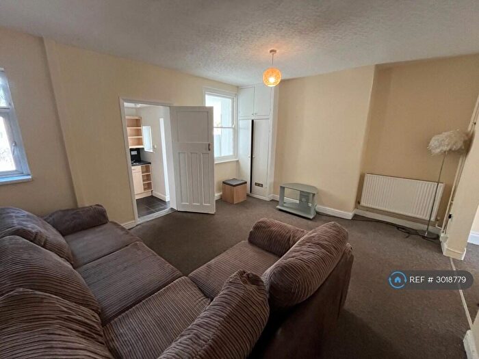 2 Bedroom Terraced House To Rent In Clyndu St, Swansea, SA6