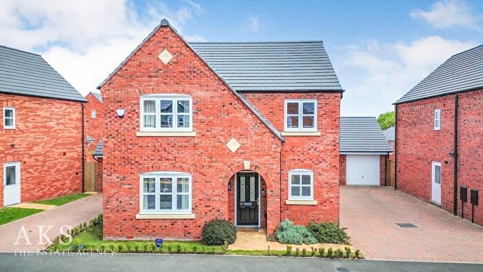 4 Bedroom Detached House For Sale In Mustang Drive, Hilton, DE65
