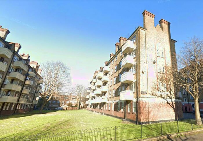 3 Bedroom Flat To Rent In Wyndham Estate, Camberwell, London, SE5