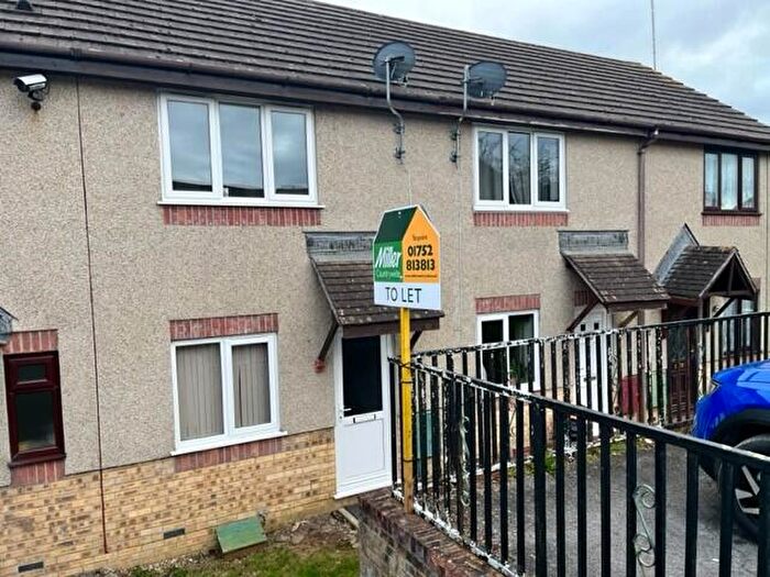 2 Bedroom House To Rent In Torpoint, PL11