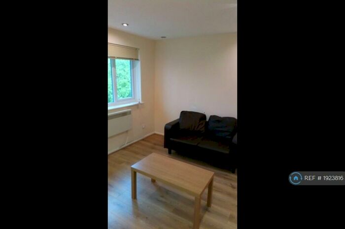 1 Bedroom Flat To Rent In Scottwell Drive, Colindale, NW9