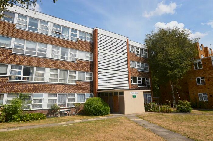 1 Bedroom Flat To Rent In Sutherland Grove, Teddington, TW11