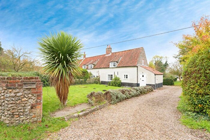 2 Bedroom Character Property For Sale In Langham Road, Field Dalling, Holt, NR25