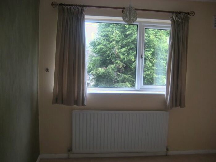 1 Bedroom Flat To Rent In Thurcaston Road, Leicester, LE4