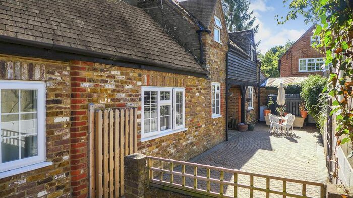 1 Bedroom Semi-Detached House To Rent In Little Horsenden Farm, Lower Icknield Way, HP27