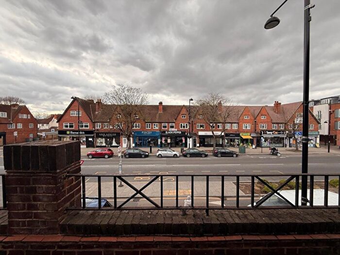 3 Bedroom Flat To Rent In Field End Road, Pinner, HA5