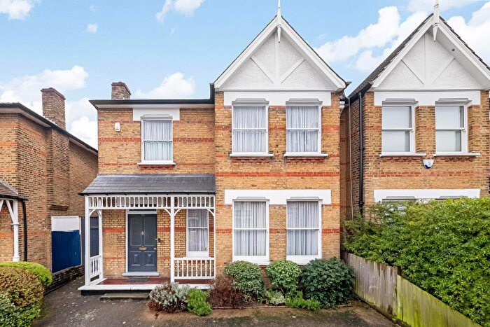 5 Bedroom Semi Detached House For Sale In South Croxted Road, Dulwich, London, SE21