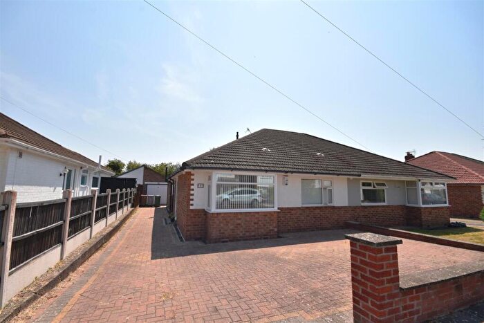 2 Bedroom Semi-Detached Bungalow For Sale In Pine Tree Avenue, Prenton, CH43