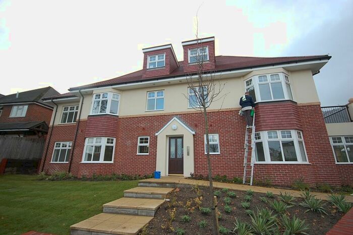 1 Bedroom Flat To Rent In Talbot Road, Bournemouth, BH9