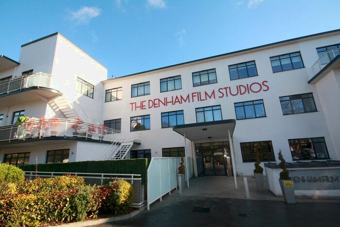 2 Bedroom Flat To Rent In Stanley Kubrick Road, Denham, Uxbridge, UB9