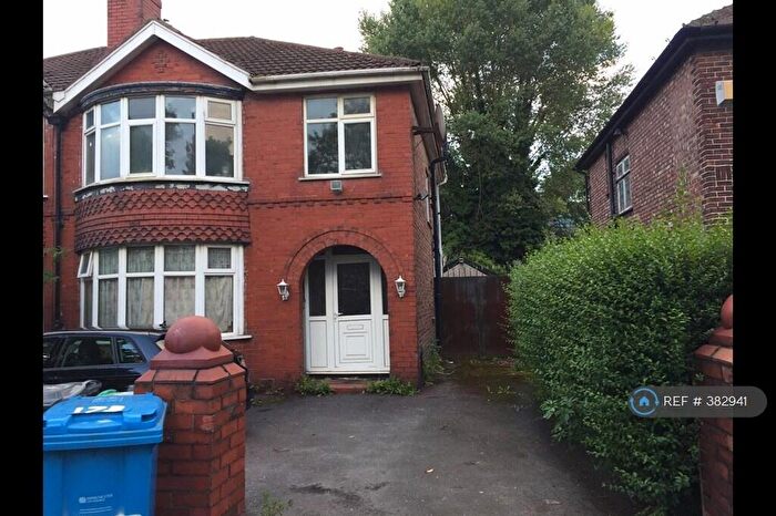 3 Bedroom Semi-Detached House To Rent In Birchfields Road, Manchester, M14