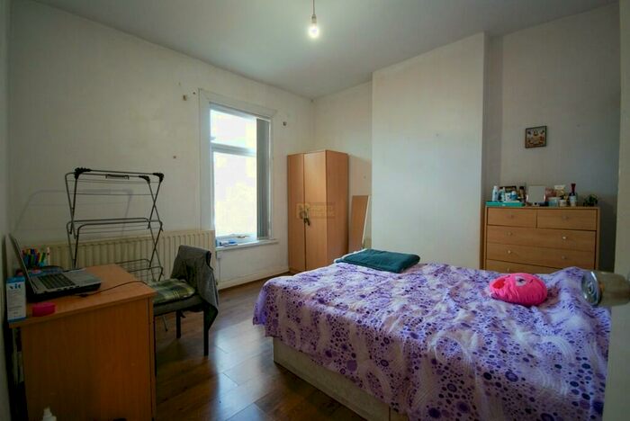 2 Bedroom Terraced House To Rent In Pershore Road, Selly Park - Student Property, B29