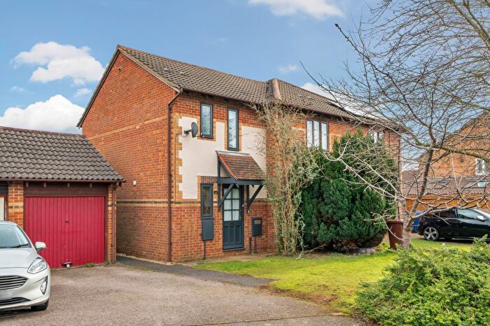 1 Bedroom Semi-Detached House To Rent In Spruce Drive, Bicester, OX26
