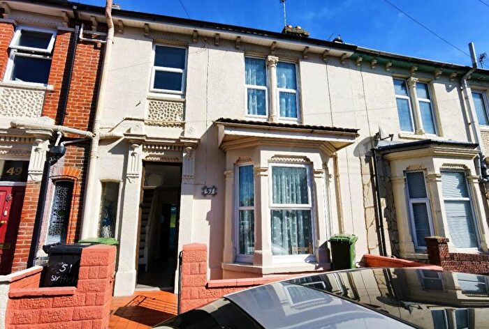 5 Bedroom Terraced House To Rent In Sheffield Road, Portsmouth, PO1