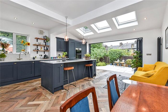 3 Bedroom Semi Detached House For Sale In Beechroyd, Pudsey, West Yorkshire, LS28