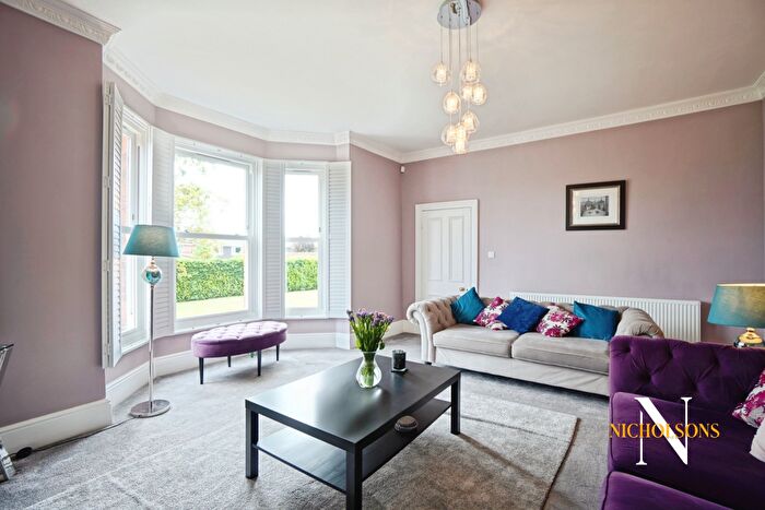 5 Bedroom Semi-Detached House For Sale In The Gables, Grove Coach Road, Retford, DN22