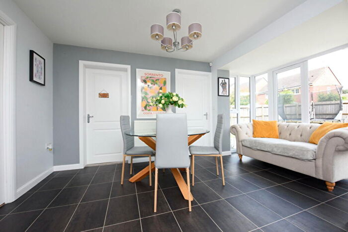 5 Bedroom Detached House For Sale In Yarnfield Parkway, Yarnfield, Stone, ST15 - Photo 7