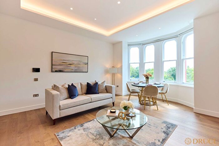 2 Bedroom Flat To Rent In Bayswater Road, W2